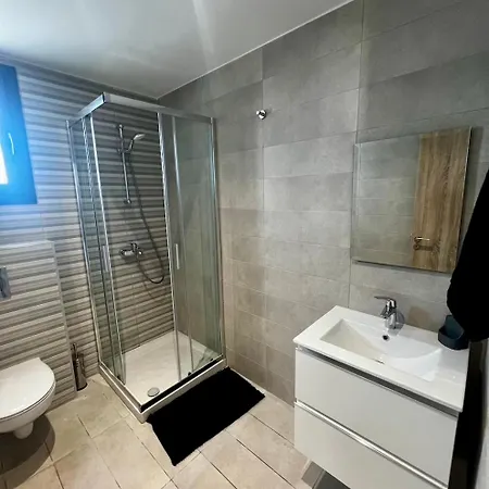 Modern Designer * Larnaca