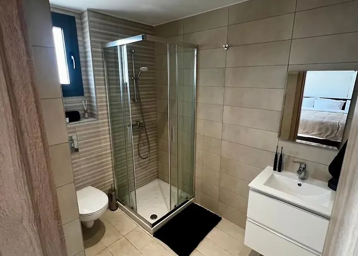 Modern Designer * Lárnaka